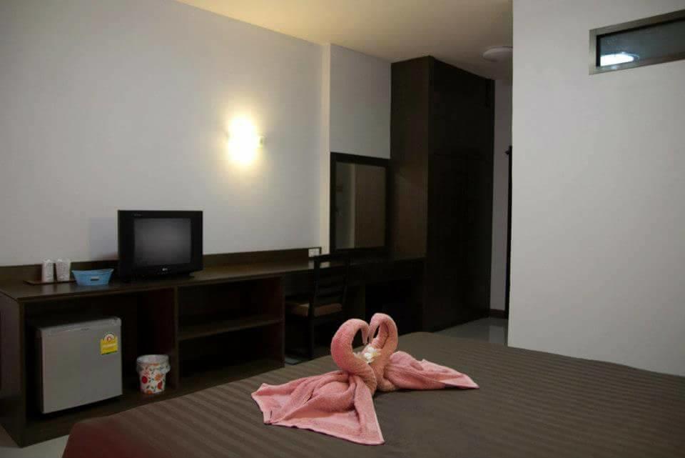Ruysuk Hotel & Swimming Pool Udon Thani Exterior foto